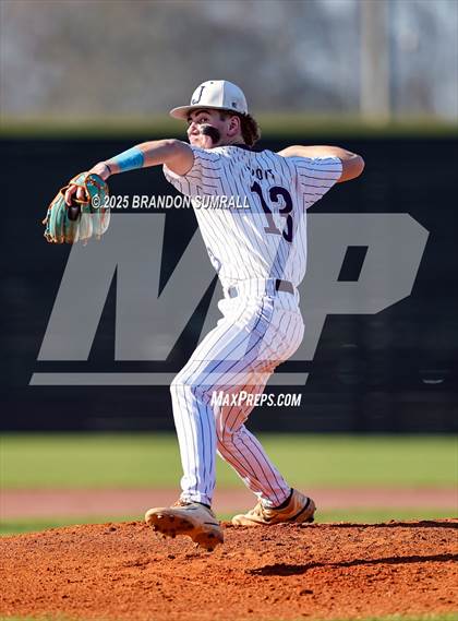 Thumbnail 3 in Chilton County vs Jemison (Chilton County Tournament Semifinal) photogallery.