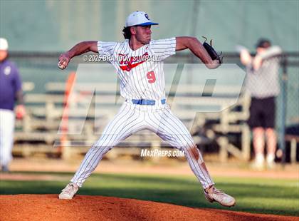 Thumbnail 3 in Chilton County vs Jemison (Chilton County Tournament Semifinal) photogallery.