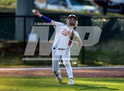 Thumbnail 1 in Chilton County vs Jemison (Chilton County Tournament Semifinal) photogallery.