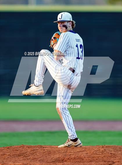 Thumbnail 3 in Chilton County vs Jemison (Chilton County Tournament Semifinal) photogallery.