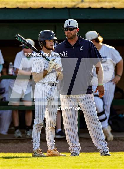 Thumbnail 3 in Chilton County vs Jemison (Chilton County Tournament Semifinal) photogallery.