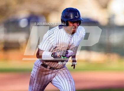Thumbnail 2 in Chilton County vs Jemison (Chilton County Tournament Semifinal) photogallery.