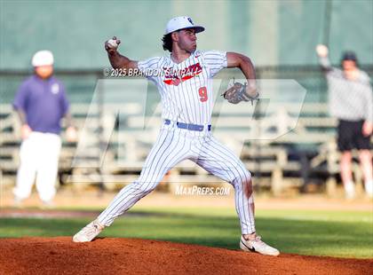 Thumbnail 3 in Chilton County vs Jemison (Chilton County Tournament Semifinal) photogallery.