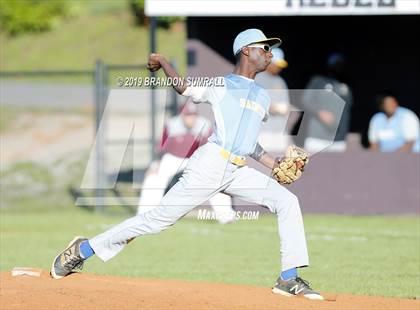 Thumbnail 1 in Selma @ Thorsby photogallery.