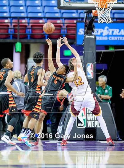 Thumbnail 1 in Berkeley vs. Menlo-Atherton (CIF NorCal Regional D1 Final) photogallery.