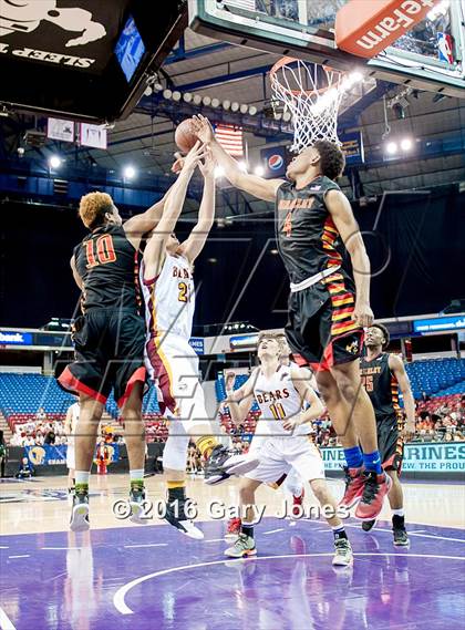 Thumbnail 2 in Berkeley vs. Menlo-Atherton (CIF NorCal Regional D1 Final) photogallery.