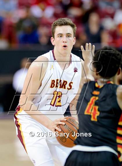 Thumbnail 3 in Berkeley vs. Menlo-Atherton (CIF NorCal Regional D1 Final) photogallery.