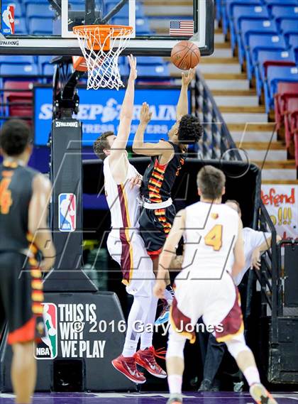 Thumbnail 3 in Berkeley vs. Menlo-Atherton (CIF NorCal Regional D1 Final) photogallery.