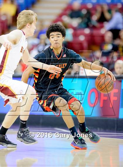 Thumbnail 3 in Berkeley vs. Menlo-Atherton (CIF NorCal Regional D1 Final) photogallery.