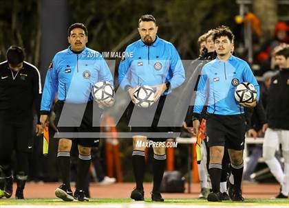 Thumbnail 1 in De La Salle vs. Berkeley (CIF NCS D1 Final) photogallery.