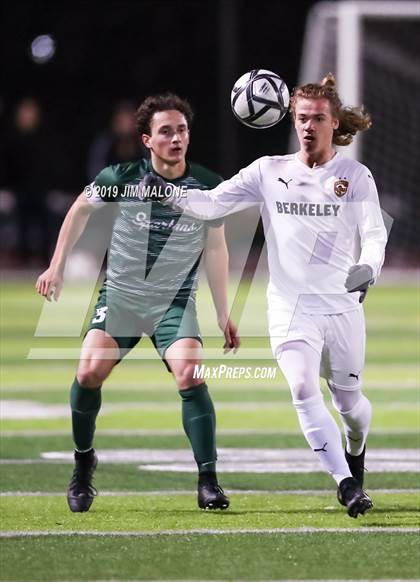 Thumbnail 3 in De La Salle vs. Berkeley (CIF NCS D1 Final) photogallery.