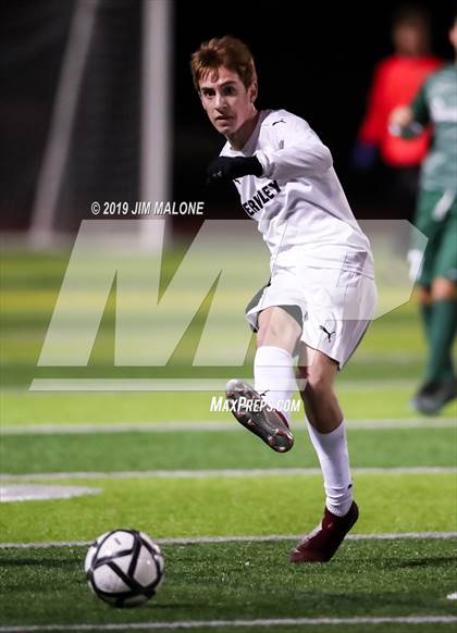 Thumbnail 3 in De La Salle vs. Berkeley (CIF NCS D1 Final) photogallery.