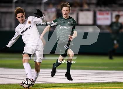 Thumbnail 3 in De La Salle vs. Berkeley (CIF NCS D1 Final) photogallery.