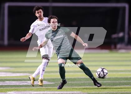 Thumbnail 2 in De La Salle vs. Berkeley (CIF NCS D1 Final) photogallery.