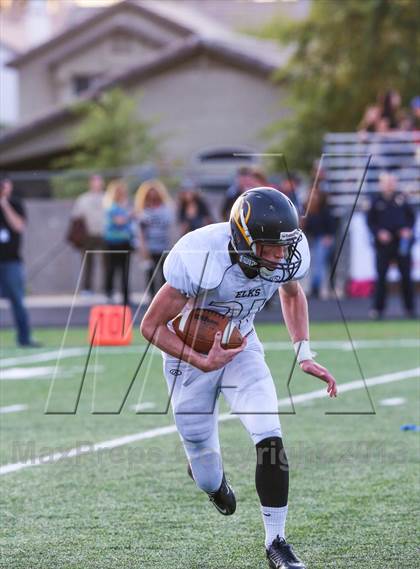 Thumbnail 1 in Yuma Catholic vs. Round Valley (AIA D5 Final) photogallery.