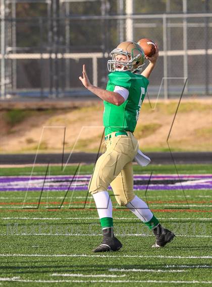Thumbnail 1 in Yuma Catholic vs. Round Valley (AIA D5 Final) photogallery.