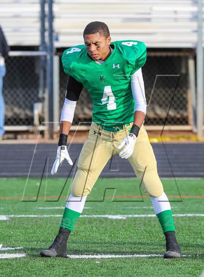 Thumbnail 2 in Yuma Catholic vs. Round Valley (AIA D5 Final) photogallery.