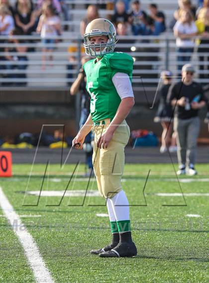 Thumbnail 3 in Yuma Catholic vs. Round Valley (AIA D5 Final) photogallery.