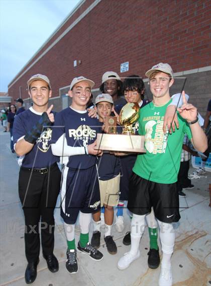 Thumbnail 3 in Yuma Catholic vs. Round Valley (AIA D5 Final) photogallery.