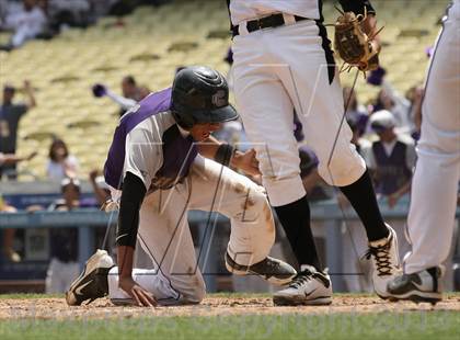 Thumbnail 1 in Chavez vs. Van Nuys (CIF LACS D2 Final) photogallery.