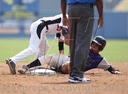 Thumbnail 2 in Chavez vs. Van Nuys (CIF LACS D2 Final) photogallery.