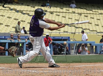 Thumbnail 2 in Chavez vs. Van Nuys (CIF LACS D2 Final) photogallery.