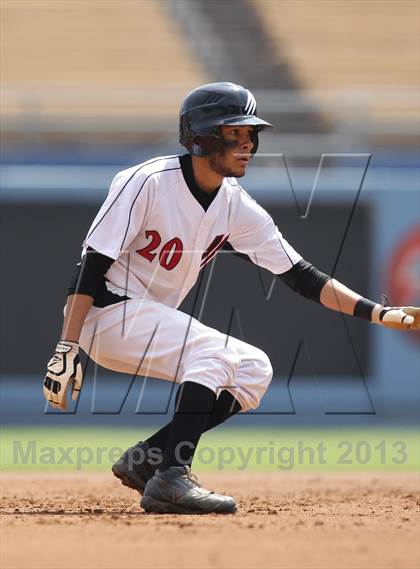 Thumbnail 2 in Chavez vs. Van Nuys (CIF LACS D2 Final) photogallery.