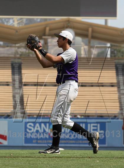 Thumbnail 3 in Chavez vs. Van Nuys (CIF LACS D2 Final) photogallery.