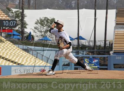 Thumbnail 3 in Chavez vs. Van Nuys (CIF LACS D2 Final) photogallery.