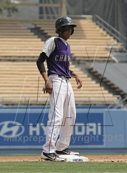 Thumbnail 2 in Chavez vs. Van Nuys (CIF LACS D2 Final) photogallery.