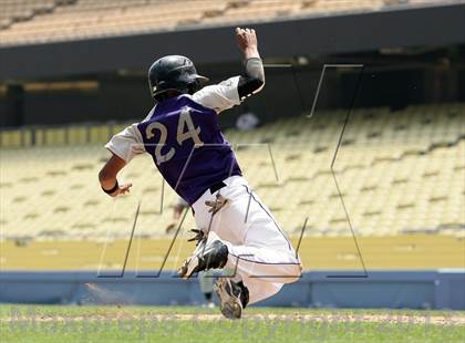 Thumbnail 2 in Chavez vs. Van Nuys (CIF LACS D2 Final) photogallery.