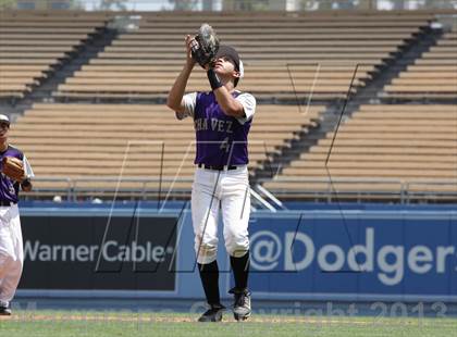 Thumbnail 2 in Chavez vs. Van Nuys (CIF LACS D2 Final) photogallery.