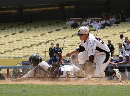 Thumbnail 3 in Chavez vs. Van Nuys (CIF LACS D2 Final) photogallery.