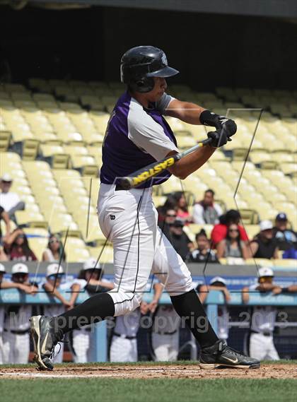 Thumbnail 2 in Chavez vs. Van Nuys (CIF LACS D2 Final) photogallery.