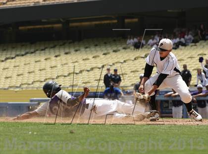 Thumbnail 2 in Chavez vs. Van Nuys (CIF LACS D2 Final) photogallery.