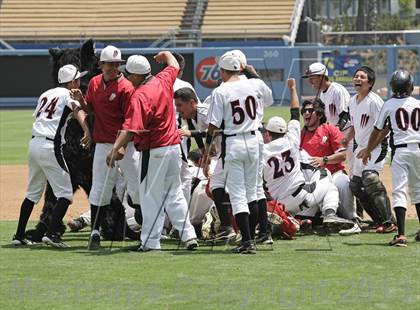 Thumbnail 2 in Chavez vs. Van Nuys (CIF LACS D2 Final) photogallery.