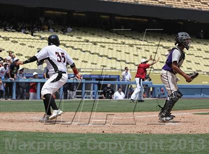 Thumbnail 3 in Chavez vs. Van Nuys (CIF LACS D2 Final) photogallery.