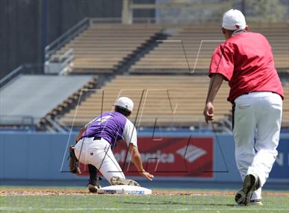 Thumbnail 2 in Chavez vs. Van Nuys (CIF LACS D2 Final) photogallery.