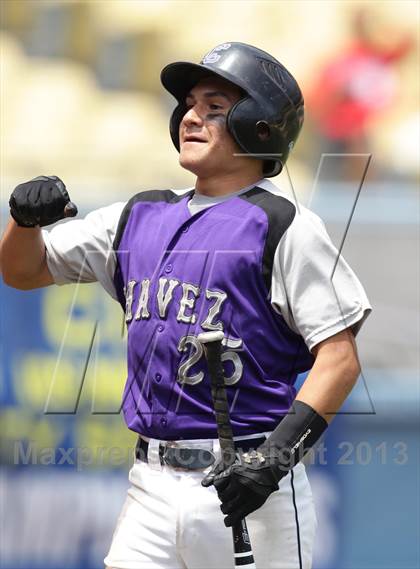 Thumbnail 3 in Chavez vs. Van Nuys (CIF LACS D2 Final) photogallery.