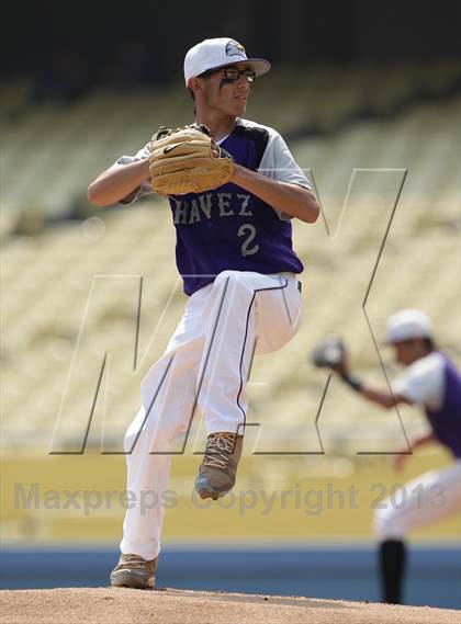 Thumbnail 3 in Chavez vs. Van Nuys (CIF LACS D2 Final) photogallery.