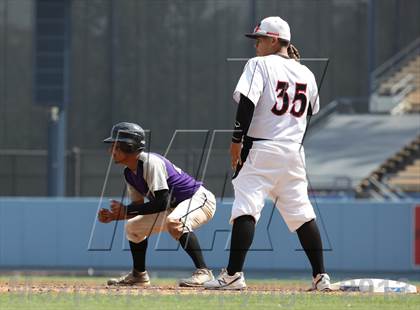 Thumbnail 1 in Chavez vs. Van Nuys (CIF LACS D2 Final) photogallery.