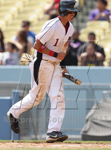 Thumbnail 2 in Chavez vs. Van Nuys (CIF LACS D2 Final) photogallery.