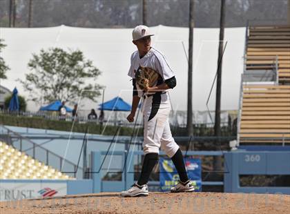 Thumbnail 3 in Chavez vs. Van Nuys (CIF LACS D2 Final) photogallery.