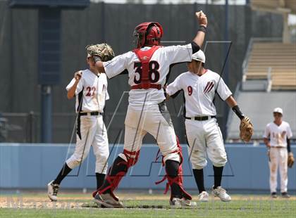 Thumbnail 3 in Chavez vs. Van Nuys (CIF LACS D2 Final) photogallery.