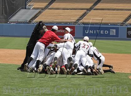 Thumbnail 2 in Chavez vs. Van Nuys (CIF LACS D2 Final) photogallery.