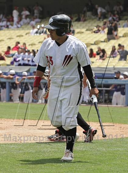 Thumbnail 2 in Chavez vs. Van Nuys (CIF LACS D2 Final) photogallery.