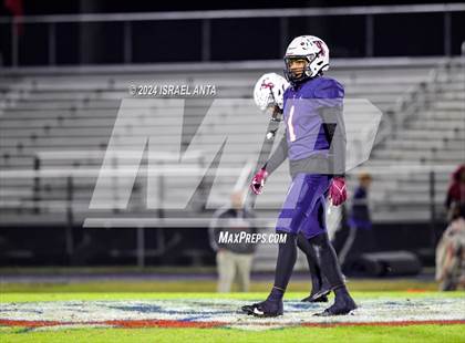 Thumbnail 2 in South Central @ Terry Sanford (NCHSAA 3A 1st Round) photogallery.