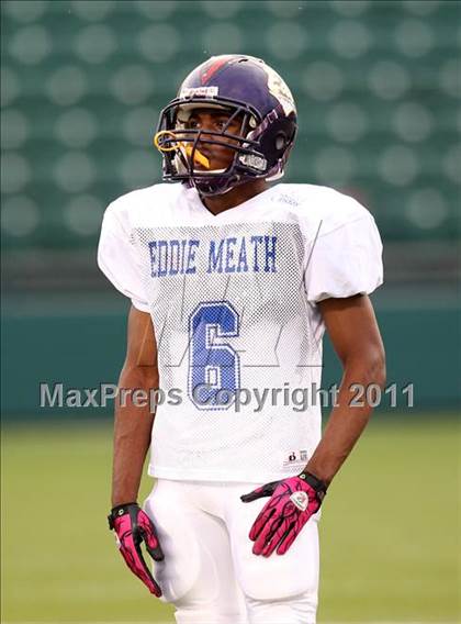 Thumbnail 3 in Eddie Meath Senior All-Star Game (Section 5) photogallery.