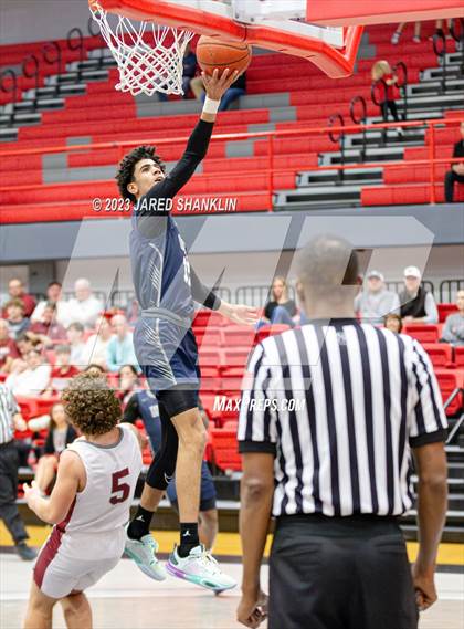 Thumbnail 3 in Houma Christian @ E. D. White(Darrin Fontz Classic) photogallery.