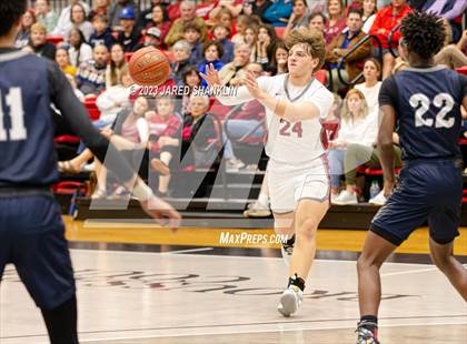 Thumbnail 2 in Houma Christian @ E. D. White(Darrin Fontz Classic) photogallery.